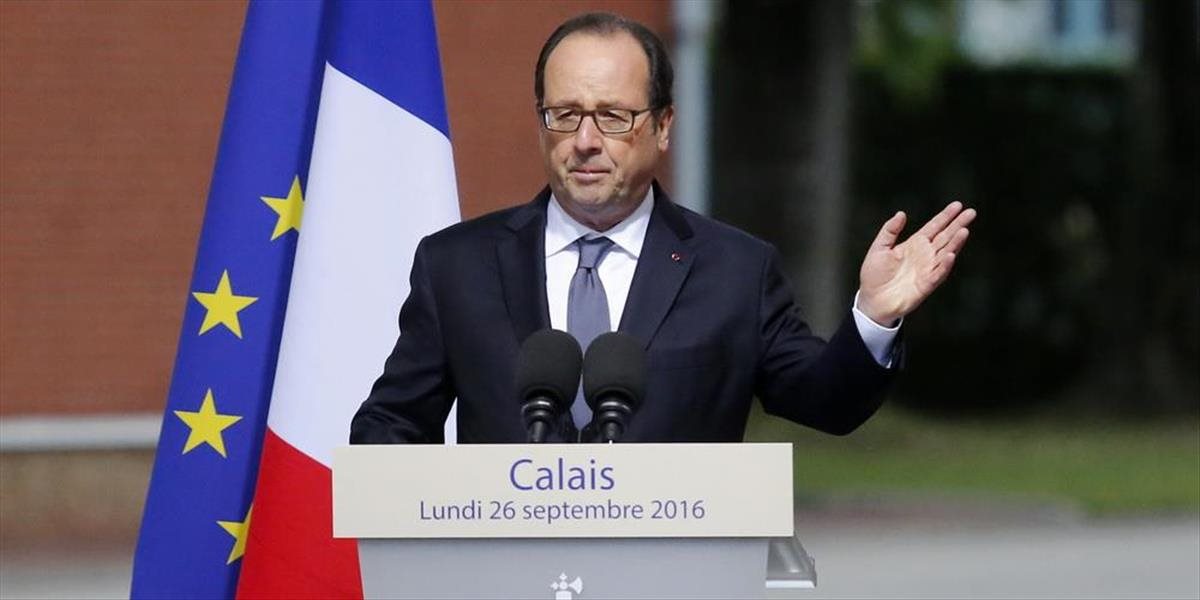 Hollande je za úplnú a definitívnu likvidáciu "džungle" v Calais