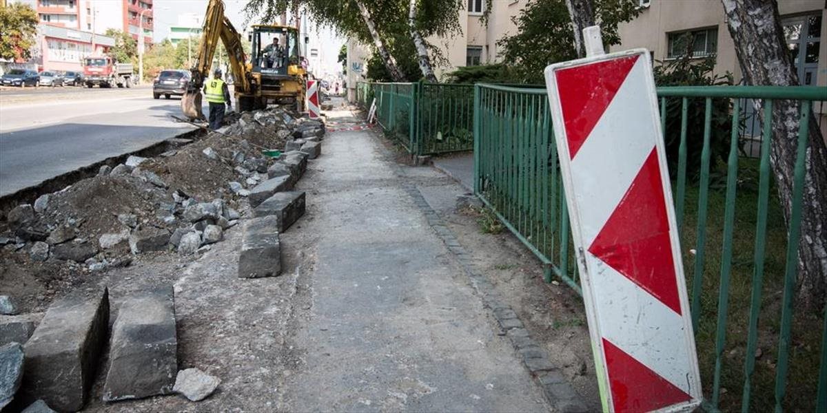 V tomto roku opravia v Bratislave 50 kilometrov ciest,nevynechá ani chodníky