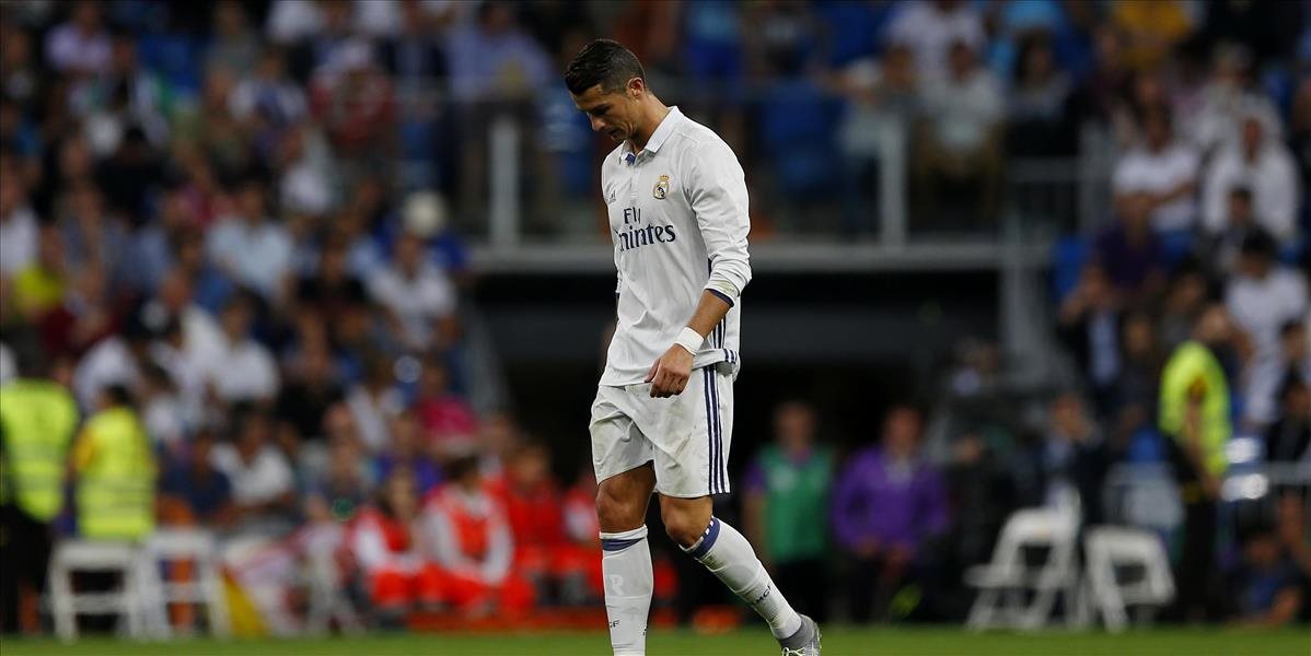 Ronaldovi stále spôsobuje problémy ľavé koleno