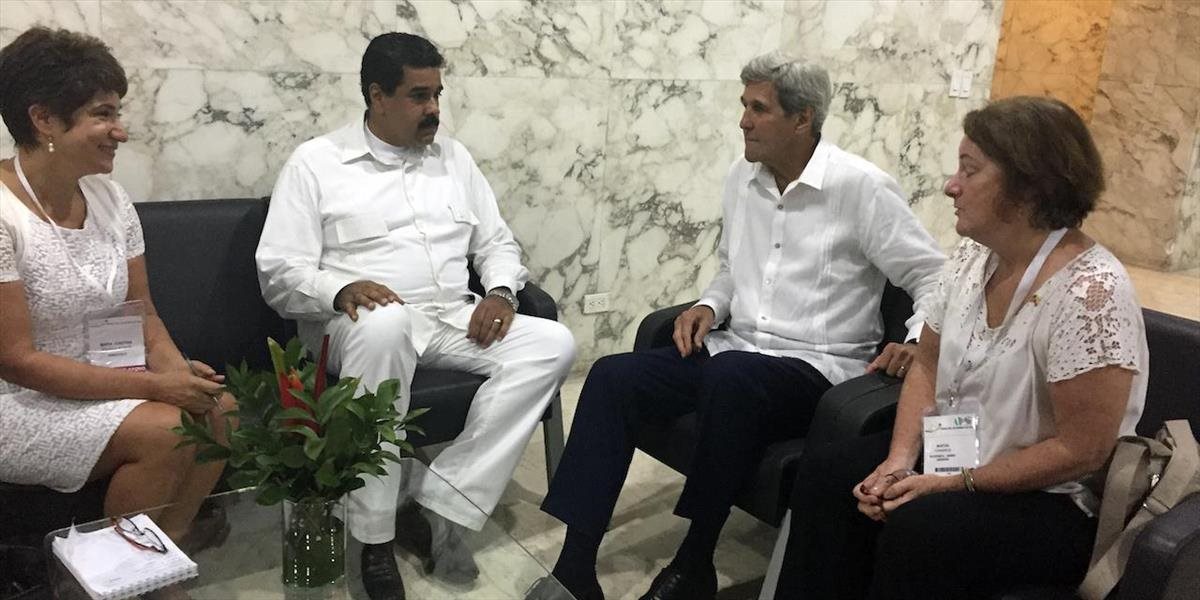 Prezident Maduro sa stretol s americkým ministrom Johnom Kerrym