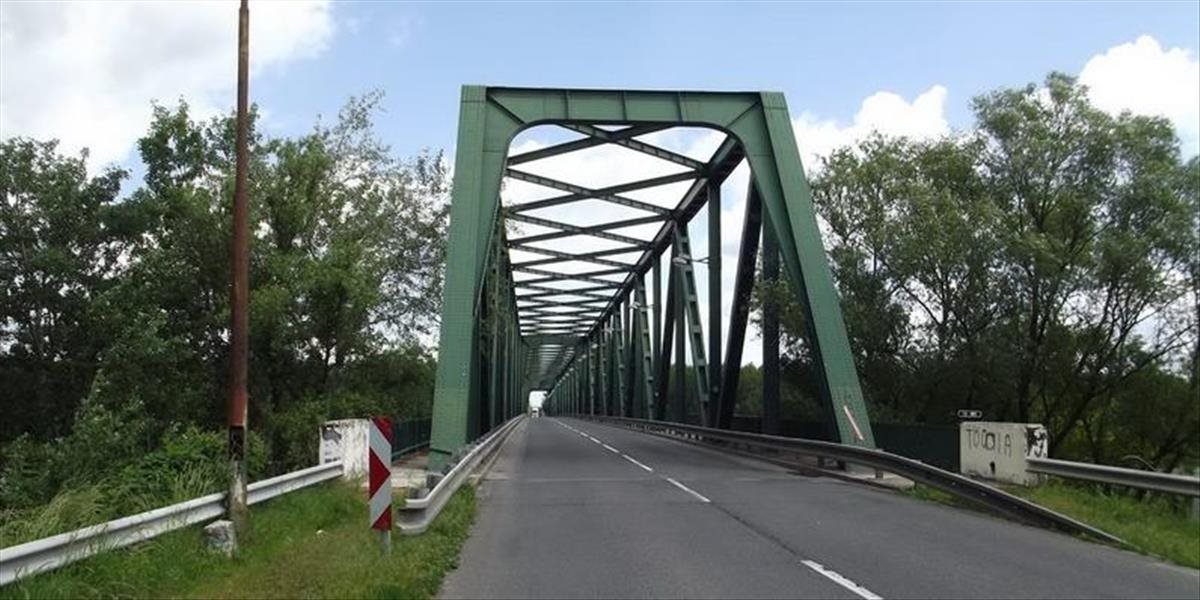 Most v Medveďove otvoria predčasne pre nákladnú dopravu