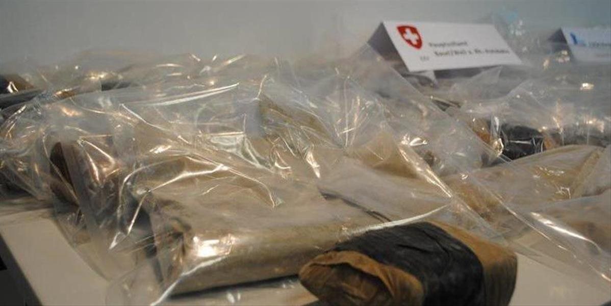 Vo vozidlách tureckej prepravnej spoločnosti sa našiel heroín za milióny eur
