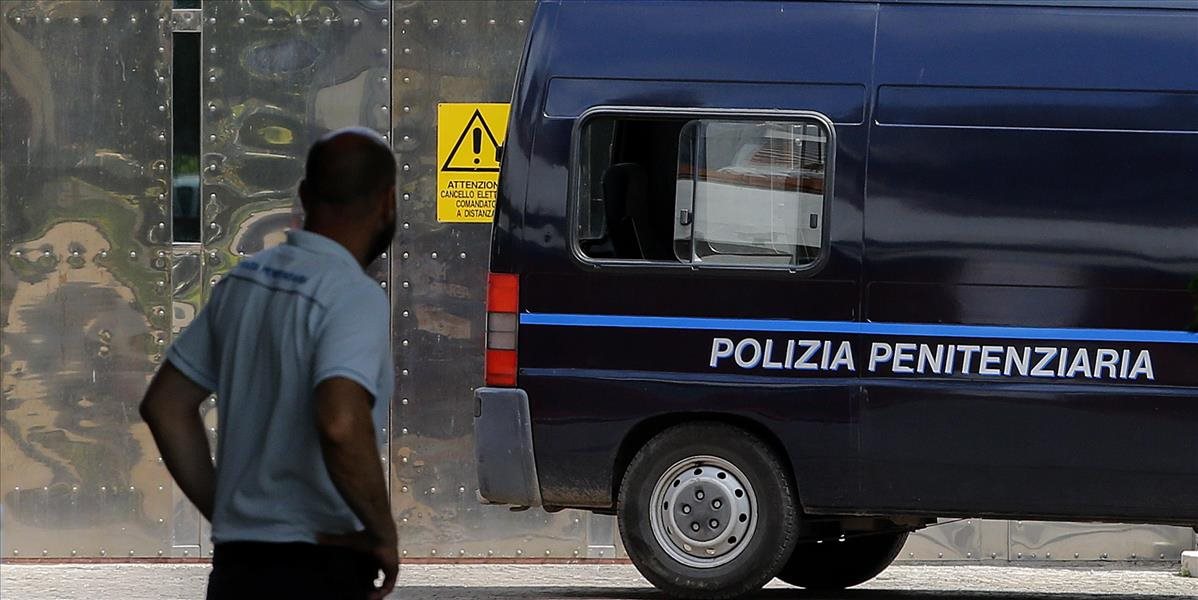 Talianska polícia zadržala 12 mafiánov, udali ich podnikatelia