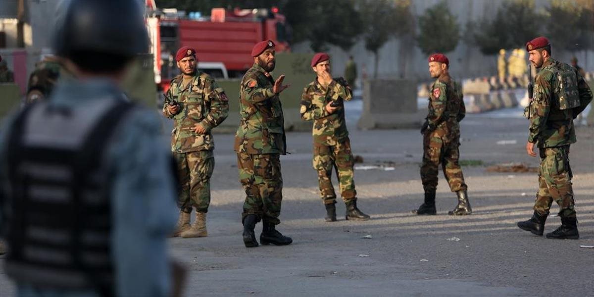 Afganskí vojaci zabili 12 spiacich kolegov