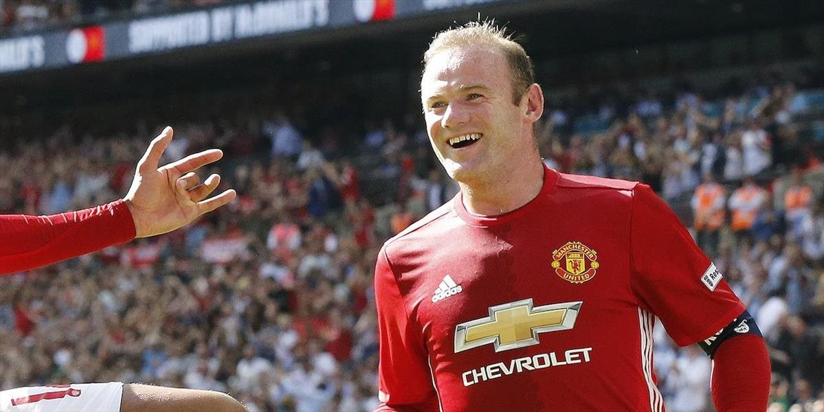Rooney kapitánom Anglicka aj po odchode trénera