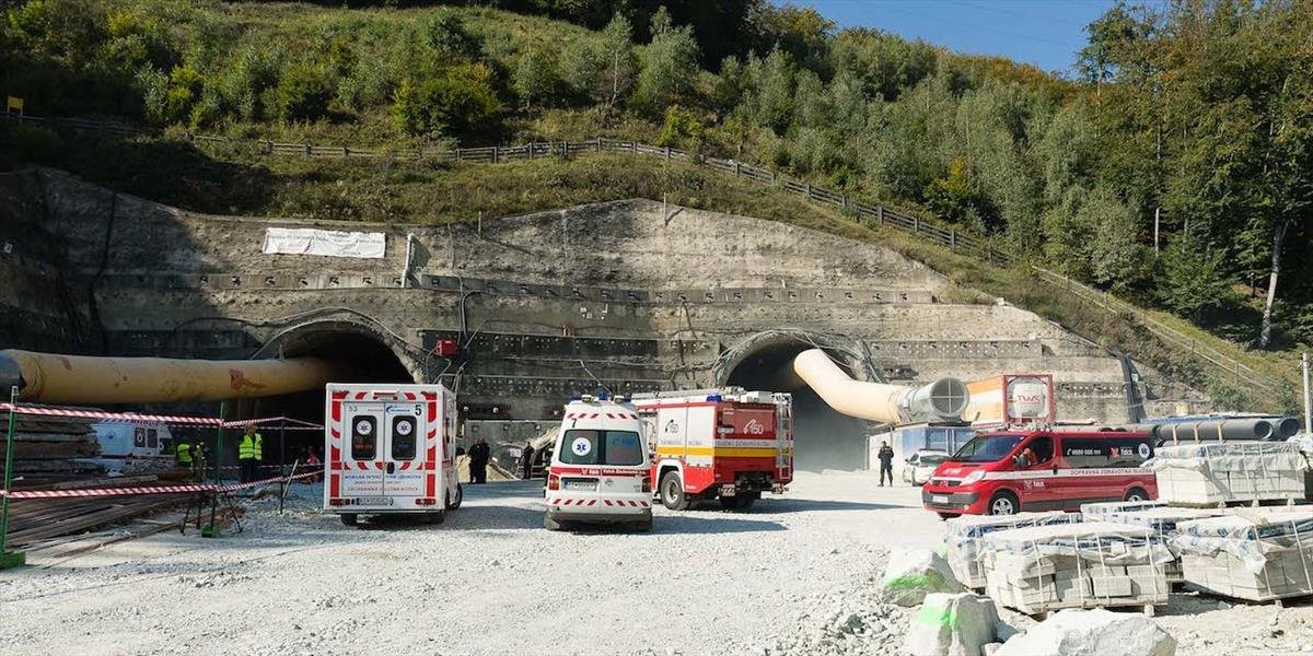 Simulovaná mimoriadna udalosť v tuneli Višňové: Žilinská nemocnica cvičila za reálnych podmienok a ošetrila aj pacientov