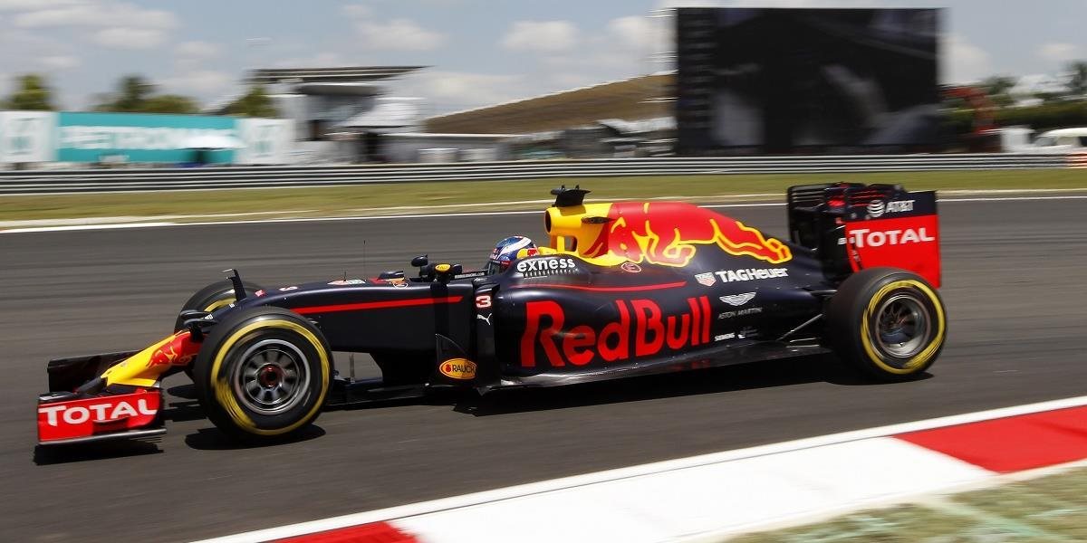 F1: Austrálčan Ricciardo sa stal víťazom Veľkej ceny Malajzie