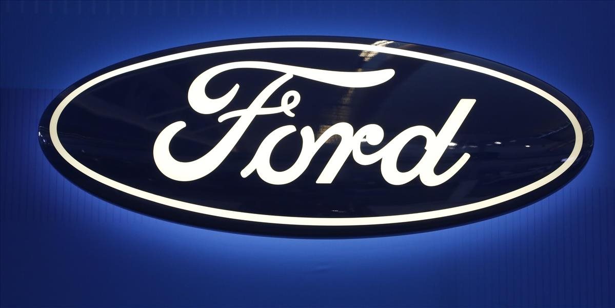 V USA prešetrujú bezpečnosť vozidiel Ford, dvere sa môžu za jazdy otvárať