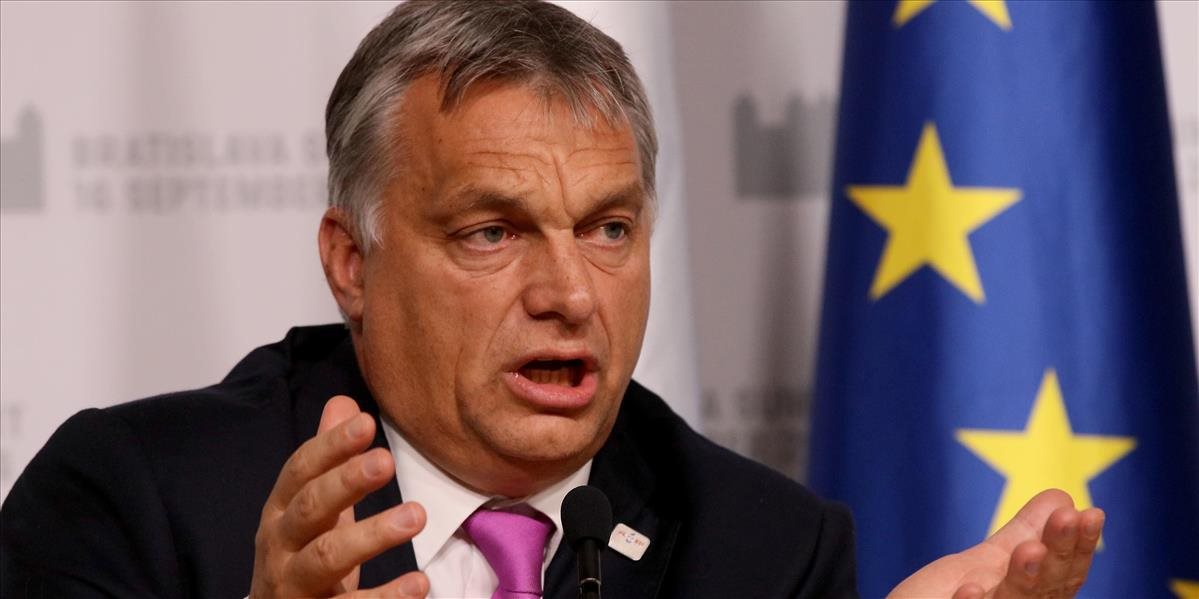 Orbán vo februári údajne hlasoval za kvóty, pre opozičnú DK to potvrdil Tusk