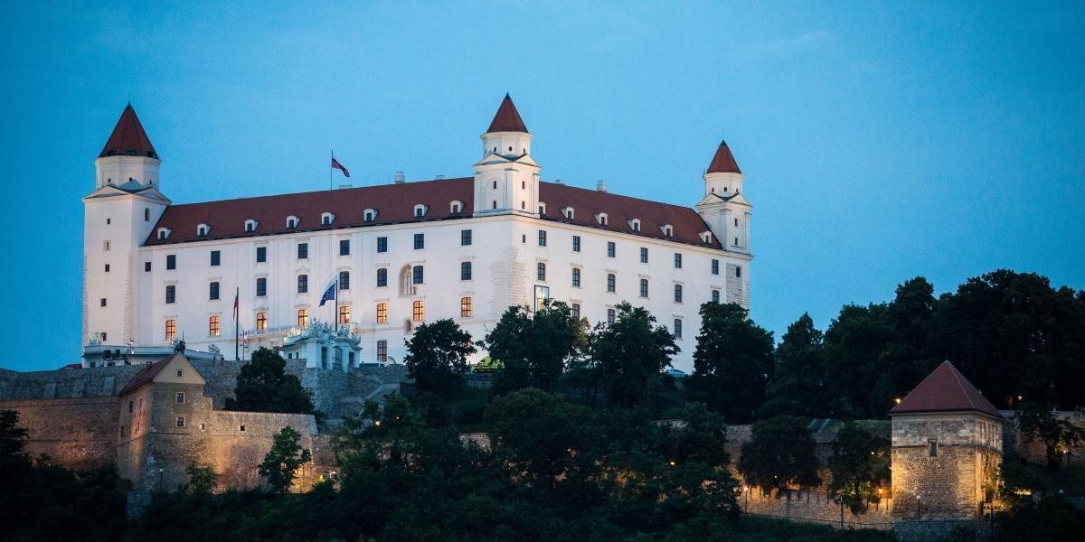 Vláda zvýšila financie na pokračujúcu rekonštrukciu Bratislavského hradu
