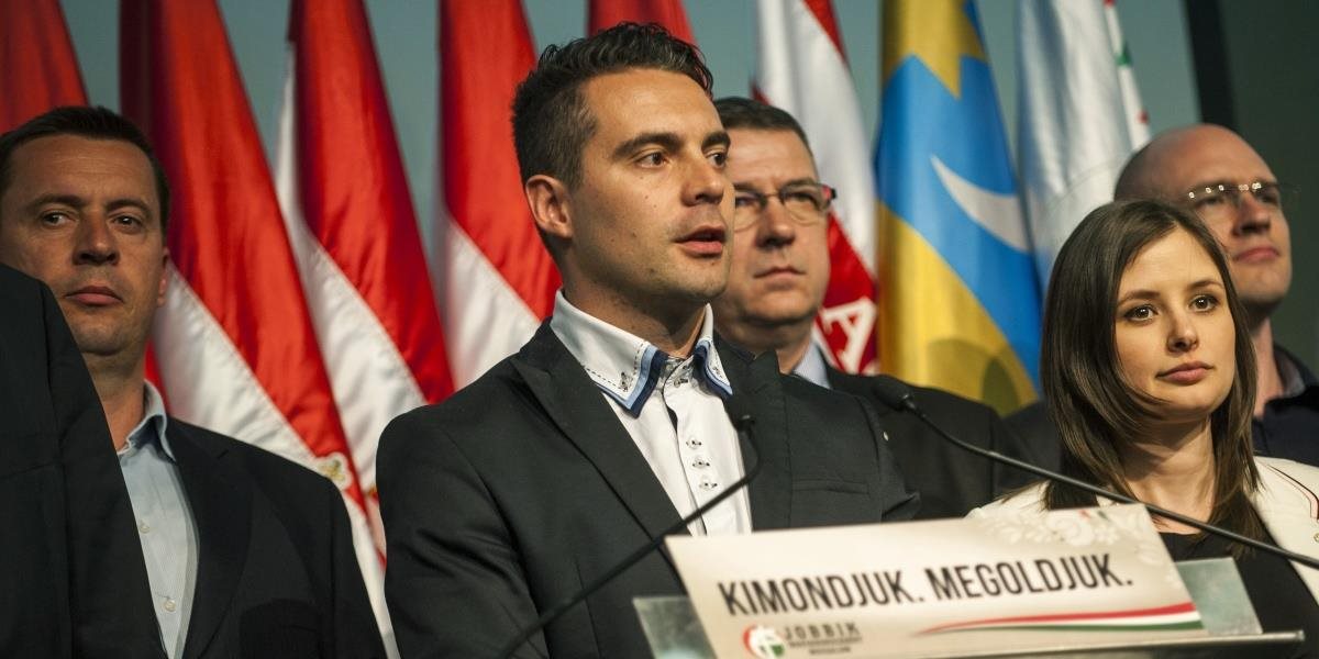 Predseda maďarskej strany Jobbik chce novelu ústavy prerokovať priamo s Orbánom