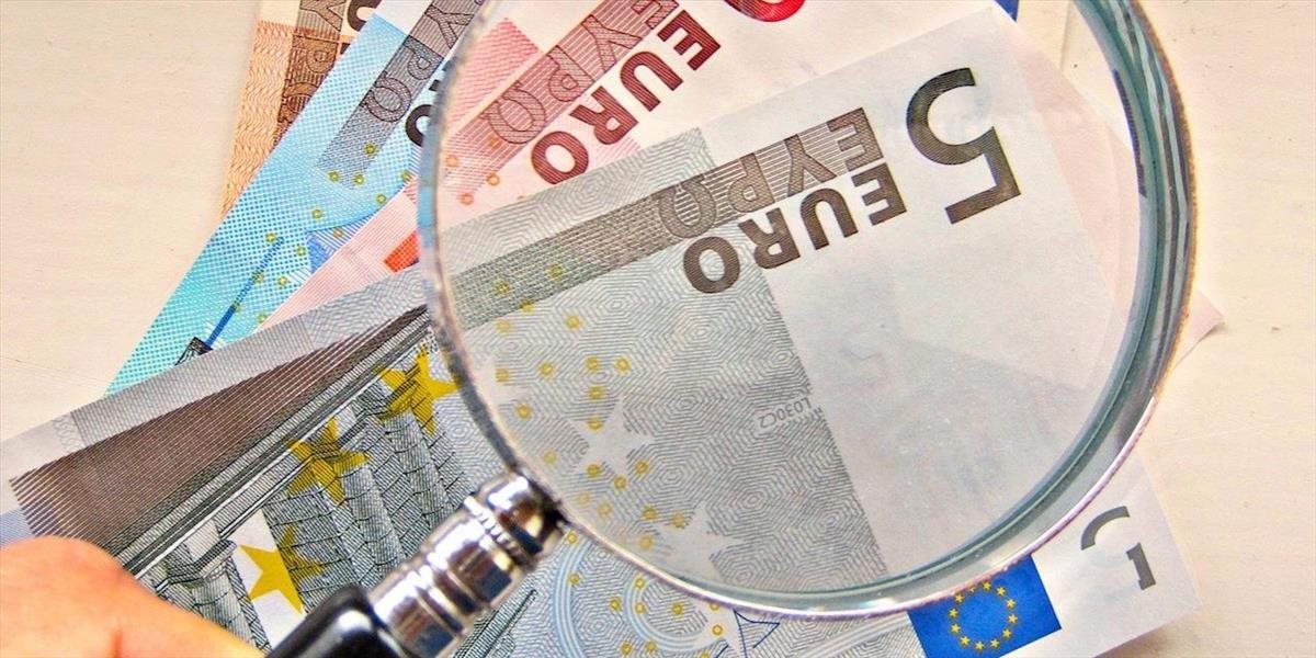 Úspory domácností na Slovensku podľa Allianzu stagnujú