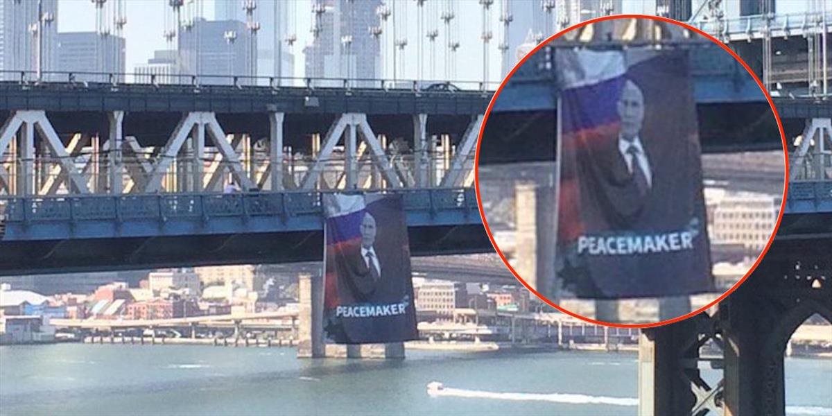 VIDEO Putin oslavuje 64. narodeniny: V New Yorku vyvesili na jeho počesť obrovský transparent