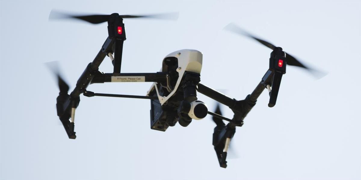 Nová úroveň boja v Sýrii: Militanti vedia premeniť prieskumné drony na bojové stroje!