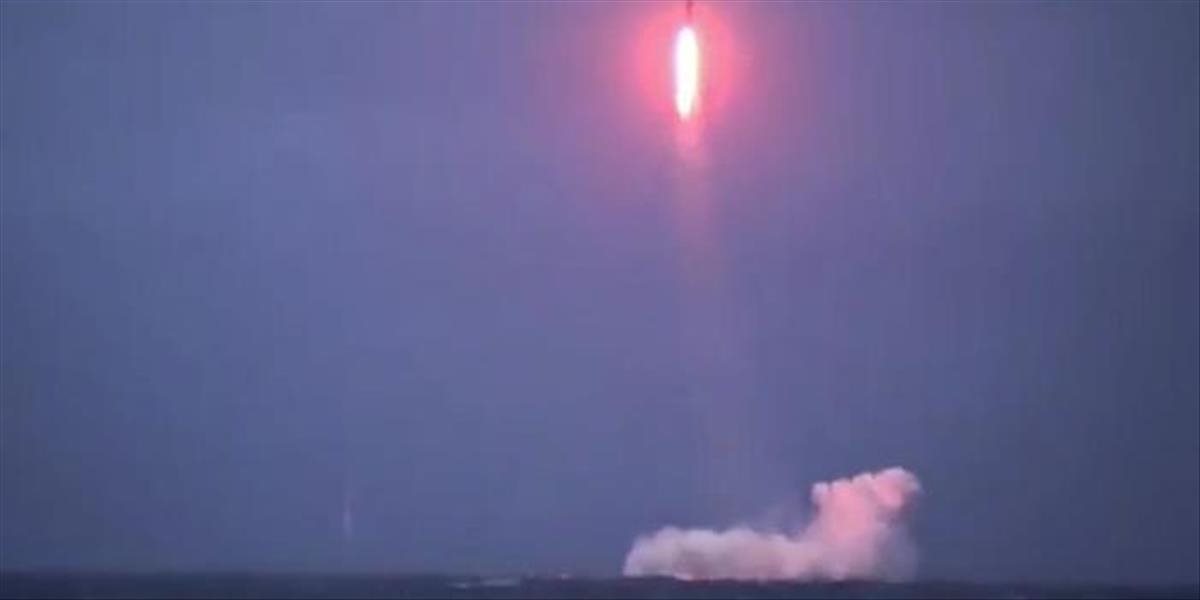 Ruská jadrová ponorka otestovala medzikontinentálnu balistickú raketu
