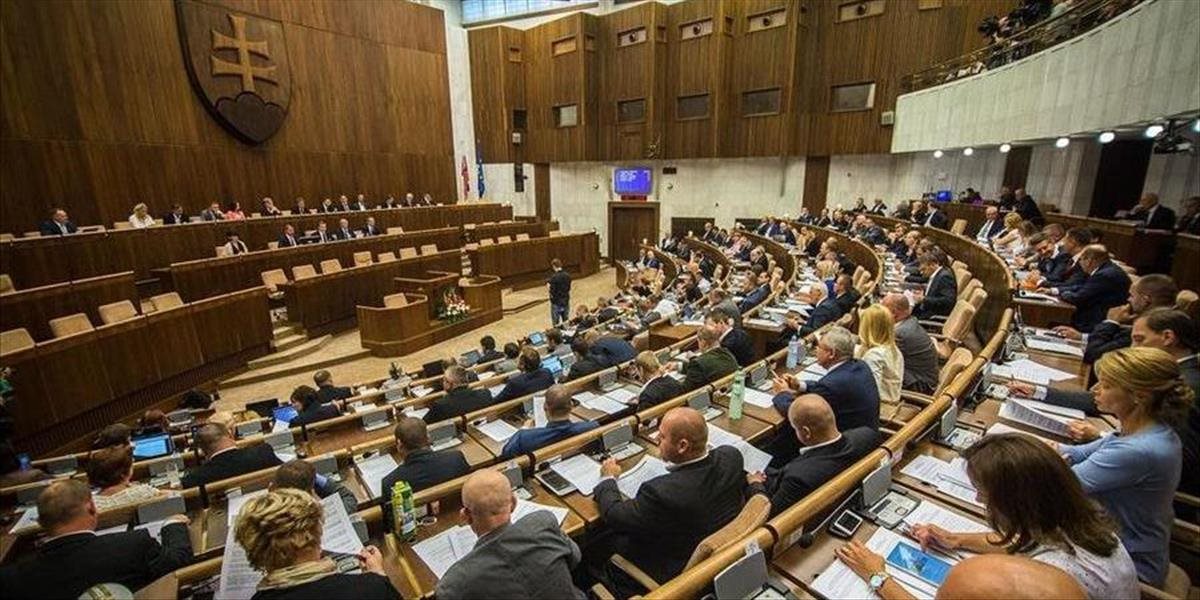 Parlament schválil viaceré zákony