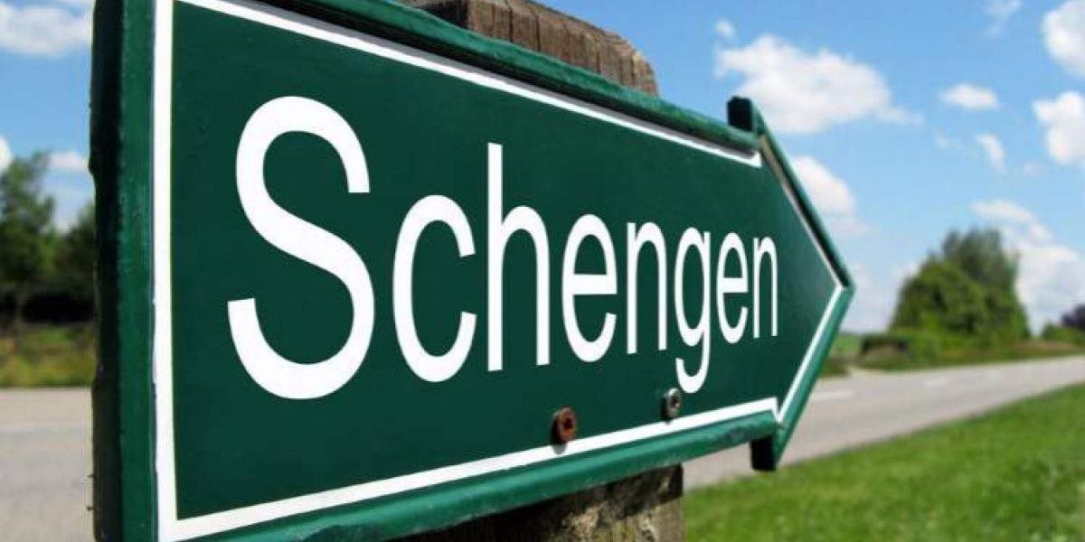 Zrušenie Schengenu by členské krajiny stálo tri miliardy eur ročne