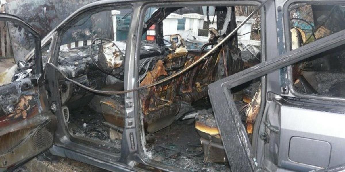 Polícia vyšetruje požiar auta v Michalovciach, ku ktorému došlo dnes po polnoci