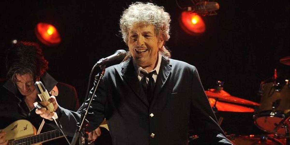 Bob Dylan sa po svojom vyjadril k udeleniu Nobelovej ceny na koncerte v Las Vegas