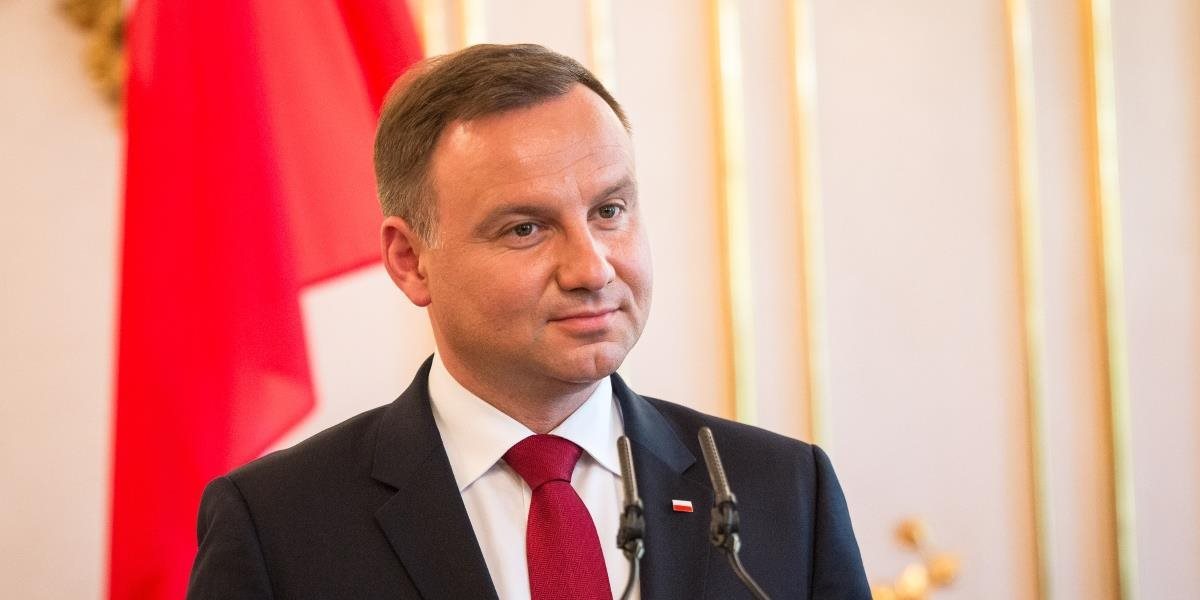 Prezidenti V4 v Poľsku si uctili exprezidenta Michala Kováča minútou ticha