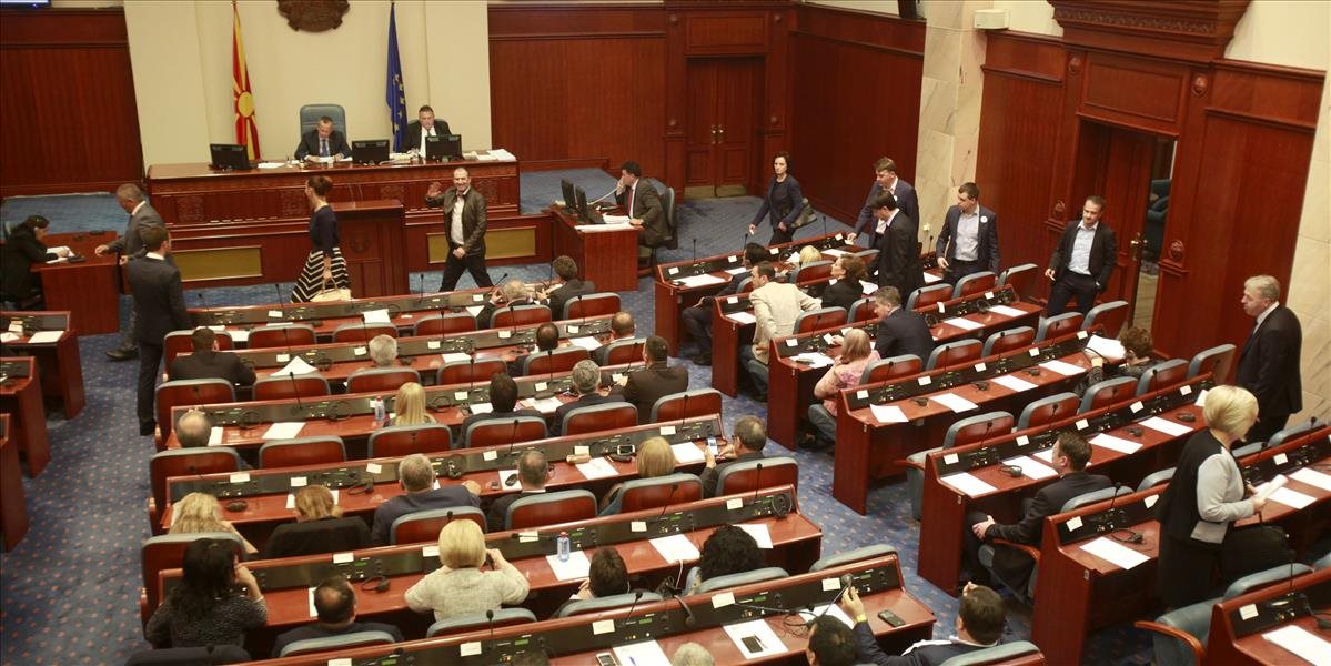 Macedónsky parlament schválil budúcoročný rozpočet a potom sa rozpustil