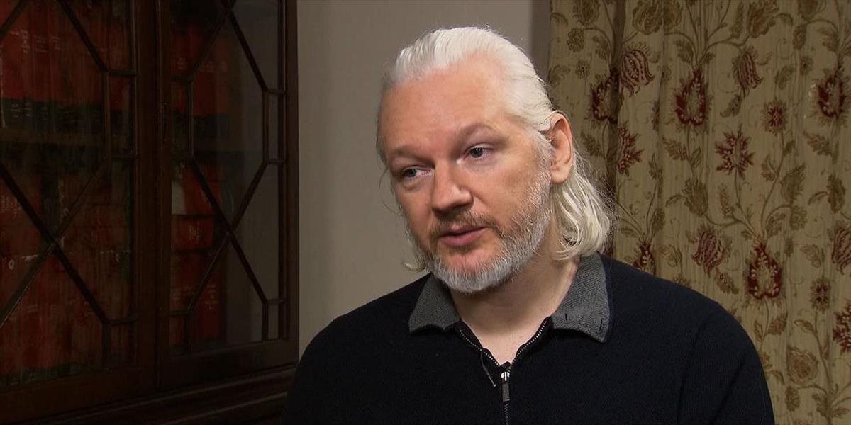 Ekvádor prerušil zakladateľovi platformy WikiLeaks Assangeovi prístup na internet
