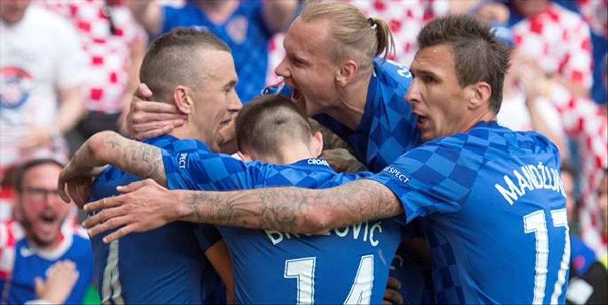 Kosovčania a Chorváti znevažovali Srbov, FIFA bude trestať