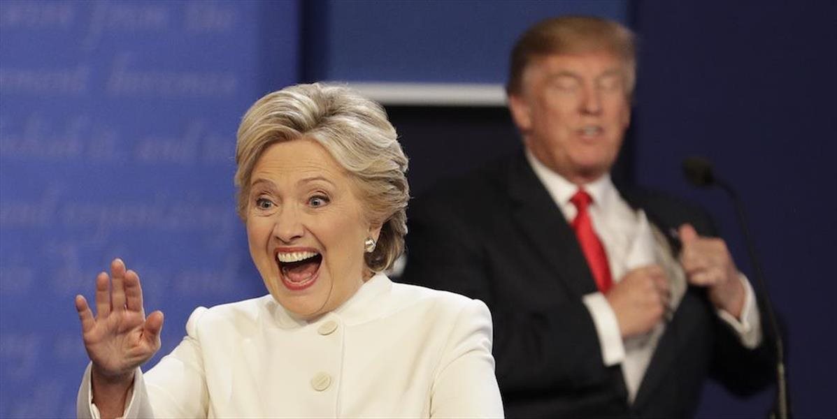 FOTO a VIDEO Posledný duel Clintonovej a Trumpa: Na úvod si nepodali ani ruky