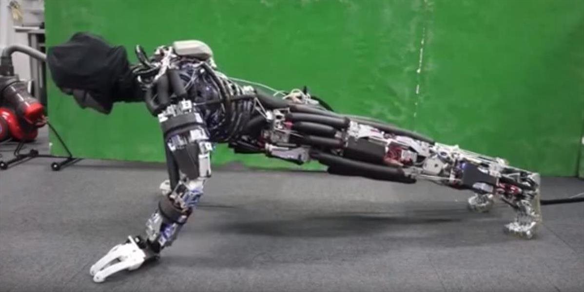 VIDEO Takmer ako človek: Japonskí vedci vyrobili robota, ktorý sa dokáže potiť