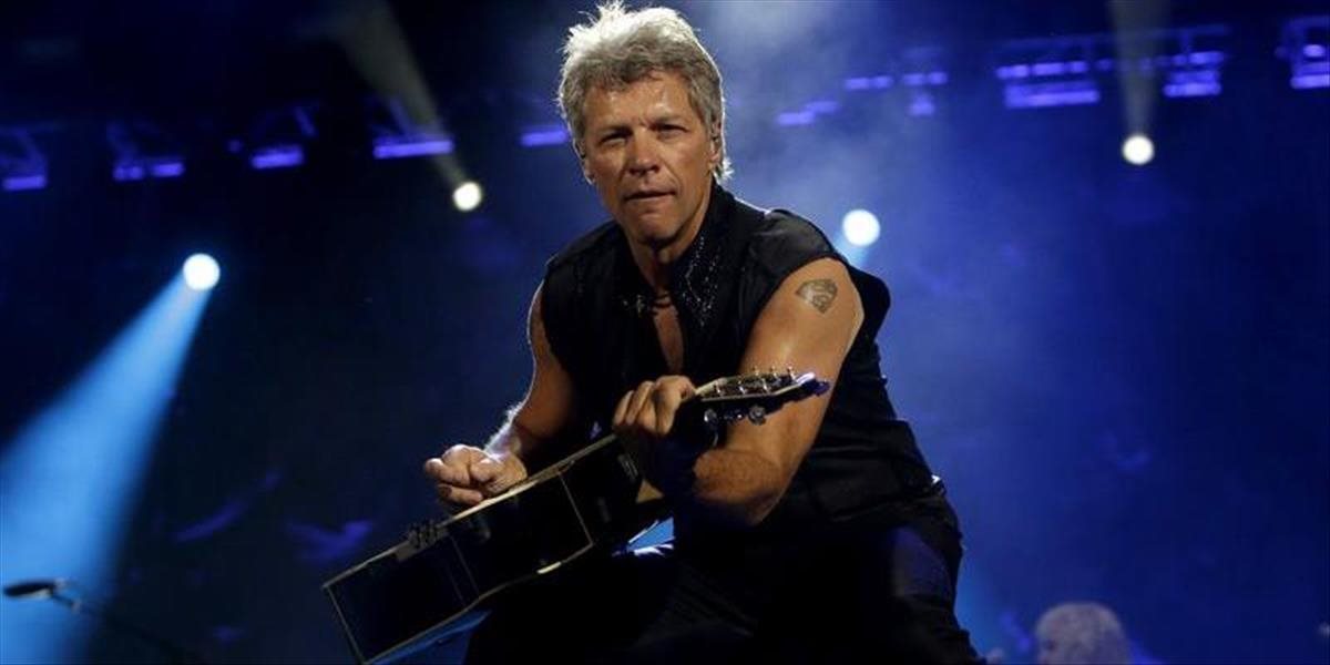 Bon Jovi vyvrátil špekulácie o tom, že kupuje klub v americkom futbale Tennessee Titans