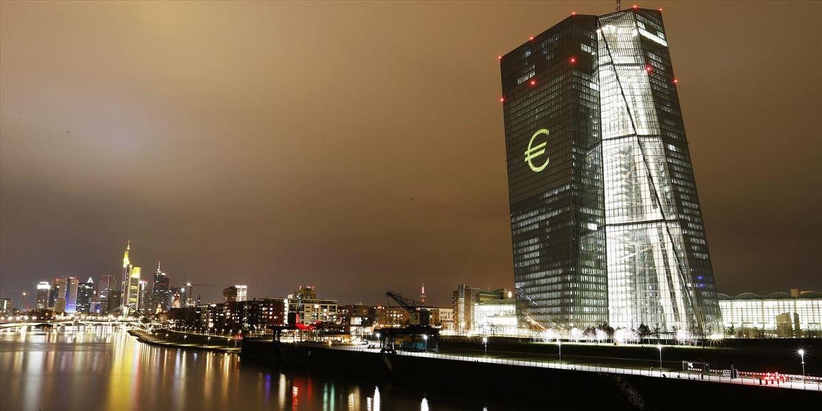 Úrokové sadzby v eurozóne zostávajú nezmenené