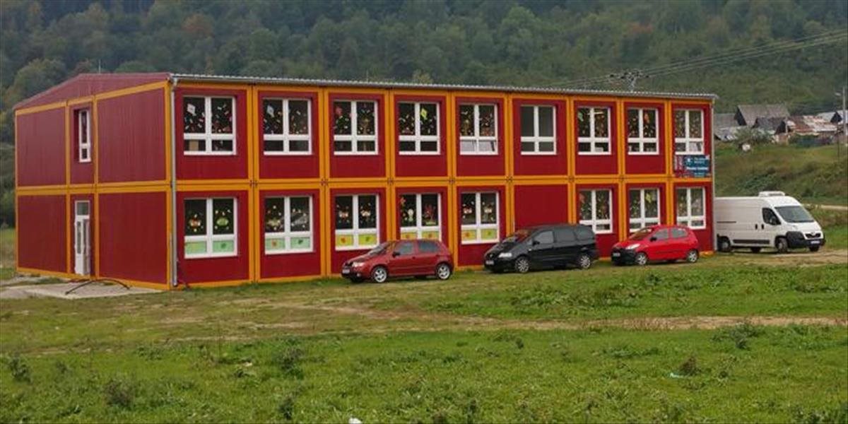 NAKA odhalila korupciu v súvislosti s výstavbou modulovej školy