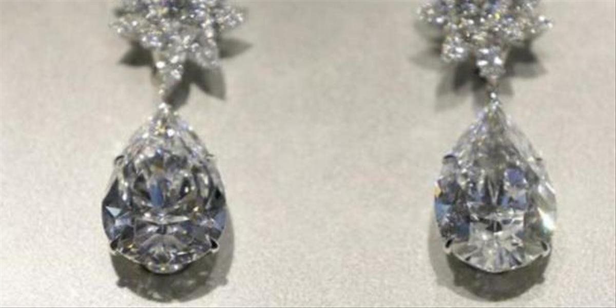 Budú dražiť 52-karátové diamantové náušnice, cenu odhadujú na 30 miliónov dolárov