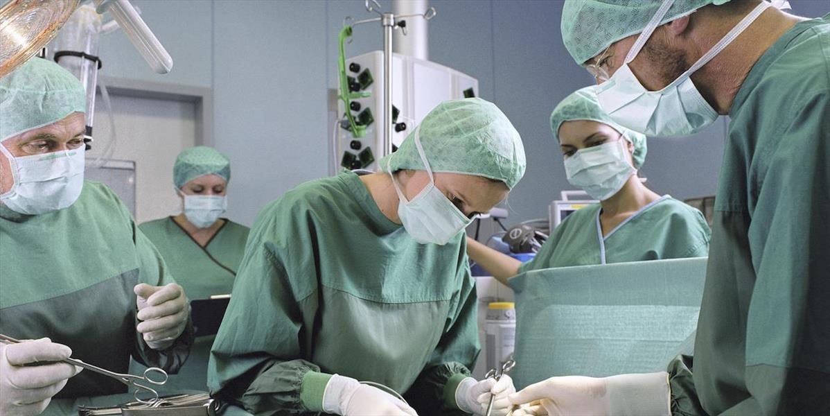 Kurz endoskopickej chirurgie nosa už absolvovalo 100 lekárov