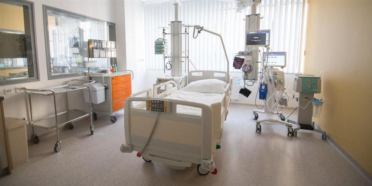 Nemocnice využívajú lôžka málo, zmeny majú ušetriť milióny eur