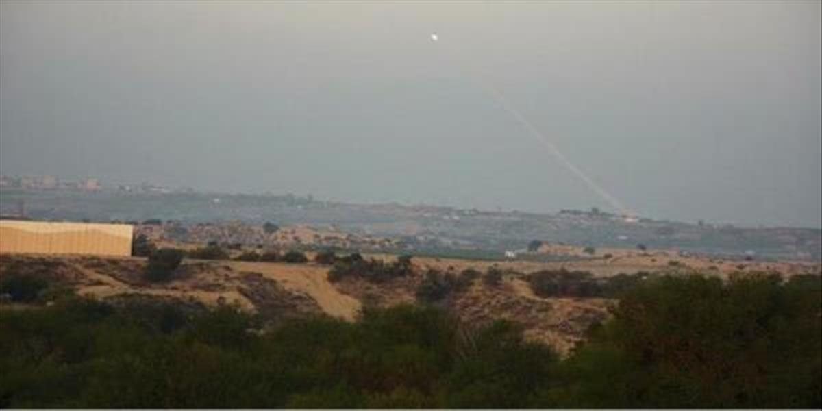 Palestínčania sa pokúsili vypáliť raketu na Izrael, dopadla ešte v pásme Gazy