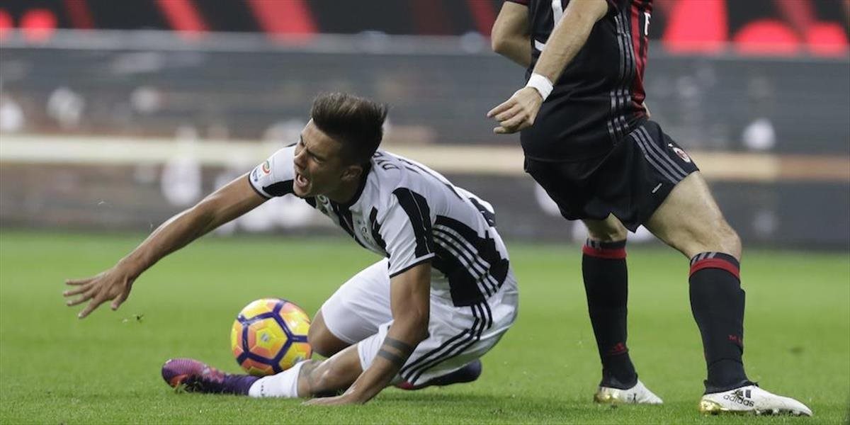 Juventusu sa v Miláne zranil Dybala, chýbať bude dva týždne