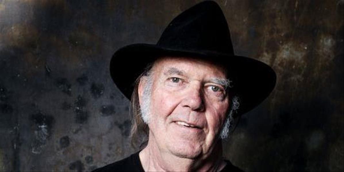Kanaďan Neil Young vystúpil s kapelou Metallica