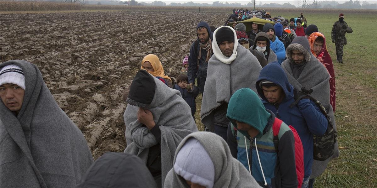 EÚ venuje 15 miliónov eur na zimné potreby pre utečencov v Grécku