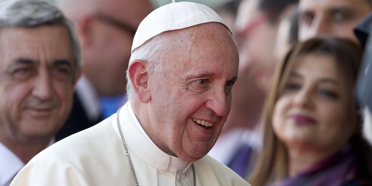 Vatikán a katolícka cirkev v Argentíne sprístupnia archívy z čias junty, prisľúbil pápež František