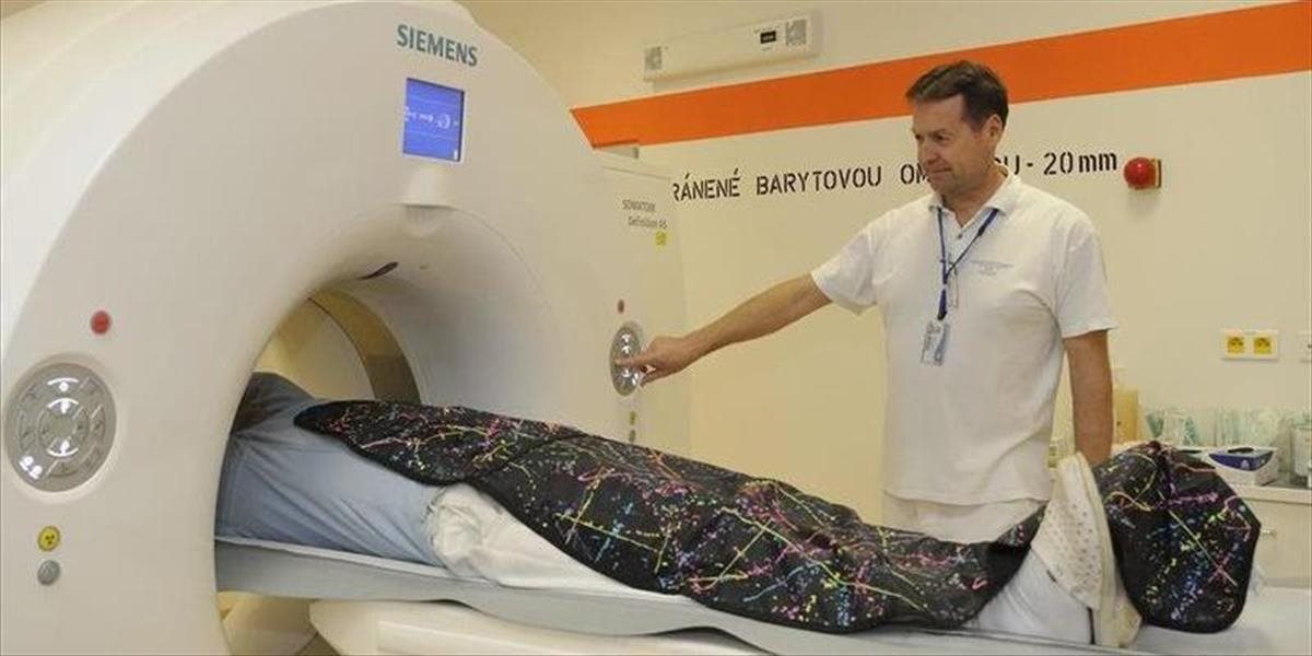 Na ministerstve otvárali ponuky na centrálne nákupy CT prístrojov
