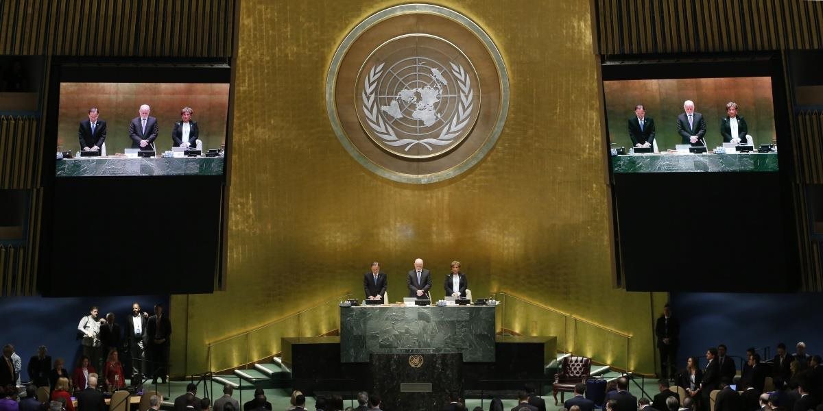 Výbor VZ OSN schválil začiatok diskusie o zákaze všetkých jadrových zbraní