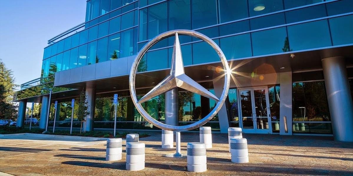 Daimler naďalej investuje do spaľovacích motorov
