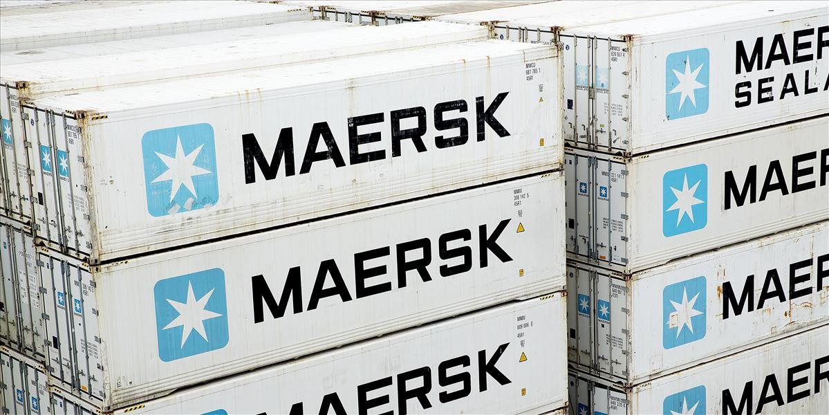Zisk dánskeho Moller-Maersk sa prepadol o 43 %