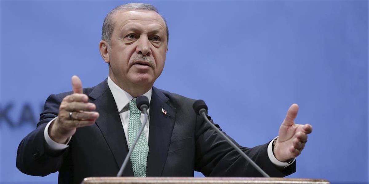 Turecko sa vyhráža EÚ: Ak neodpoviete vypovieme dohodu o utečencoch