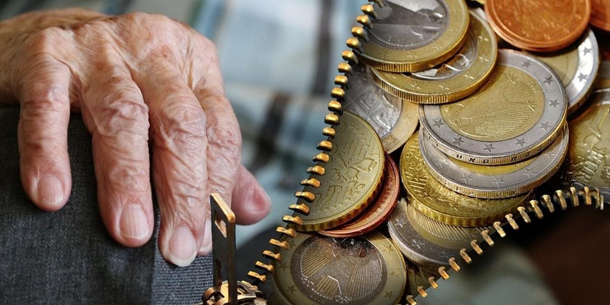 Počet vyplácaných penzií medziročne stúpol o 27 tisíc