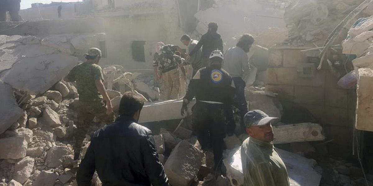 Osemdňová ofenzíva sýrskych povstalcov usmrtila už najmenej 74 civilistov