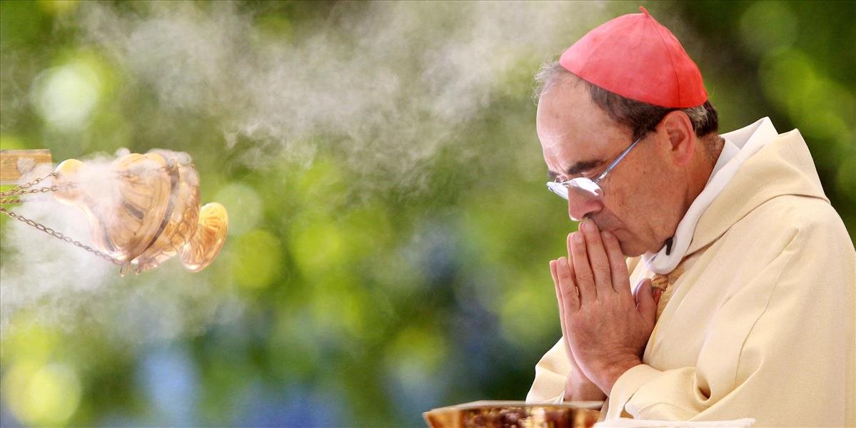 Katolícka cirkev sa kajala za mlčanie o sexuálnom zneužívaní duchovnými