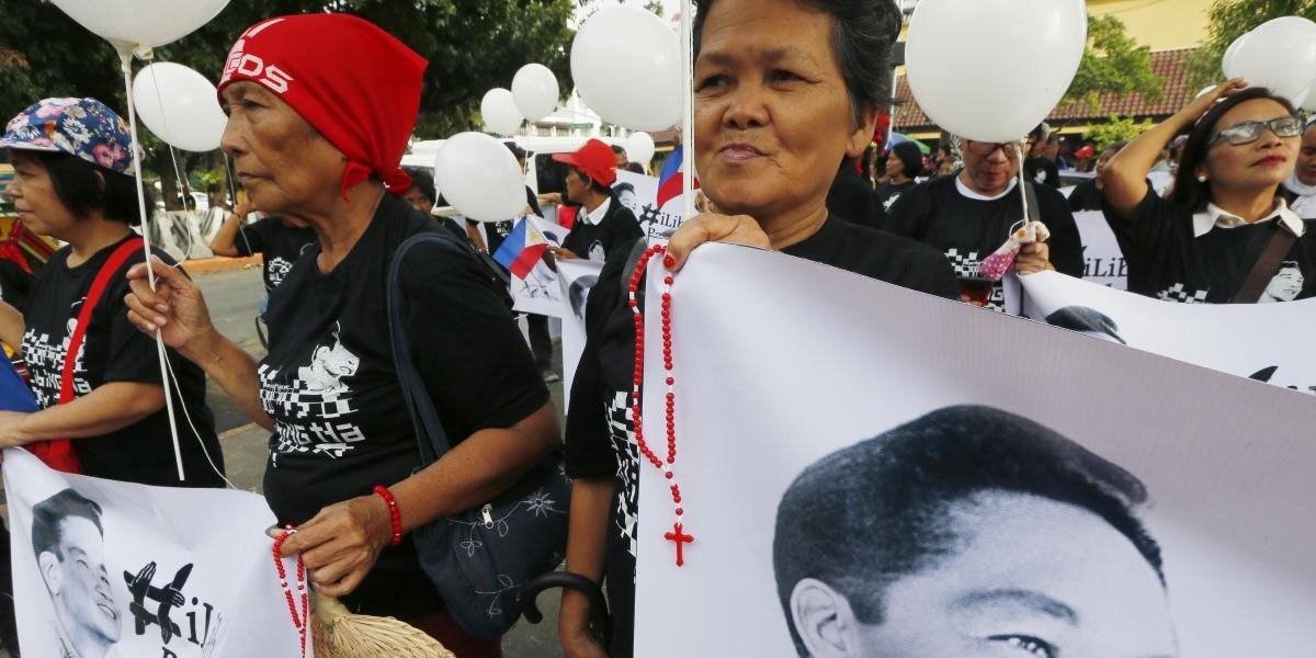 Filipínsky najvyšší súd rozhodol, že Marcos bude pochovaný na národnom cintoríne