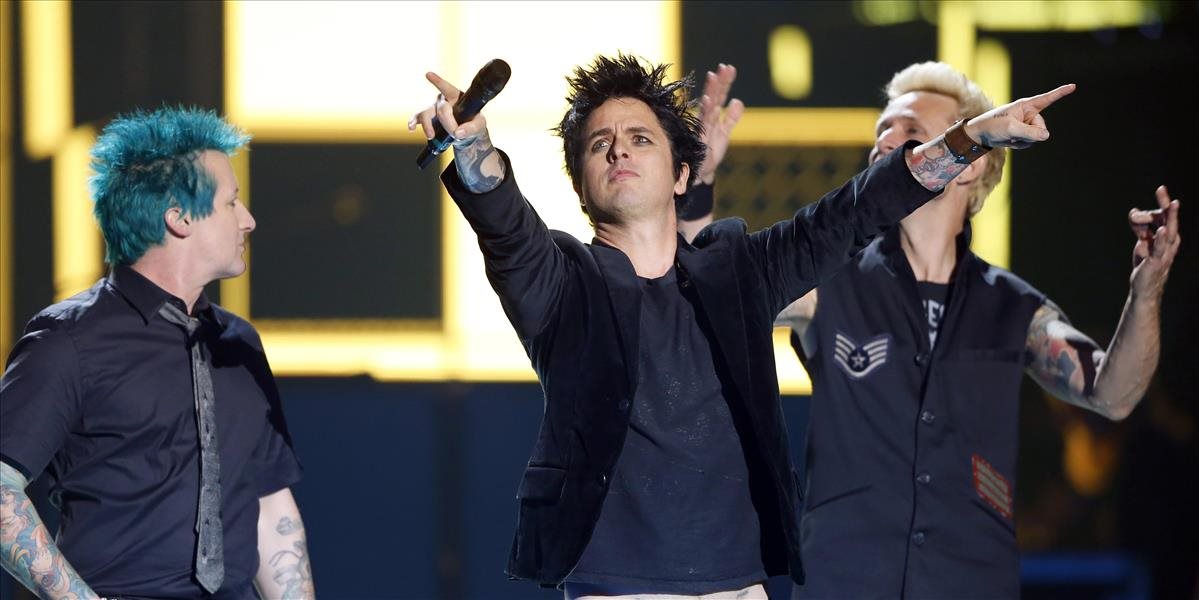 Green Day zverejnili videoklip k piesni Still Breathing
